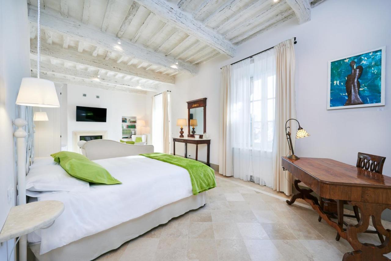 Palazzo Pio III - Residenza D'Epoca Bed & Breakfast Sarteano Ngoại thất bức ảnh