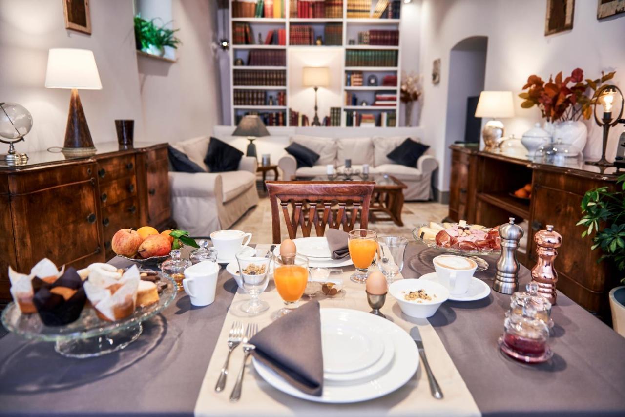 Palazzo Pio III - Residenza D'Epoca Bed & Breakfast Sarteano Ngoại thất bức ảnh
