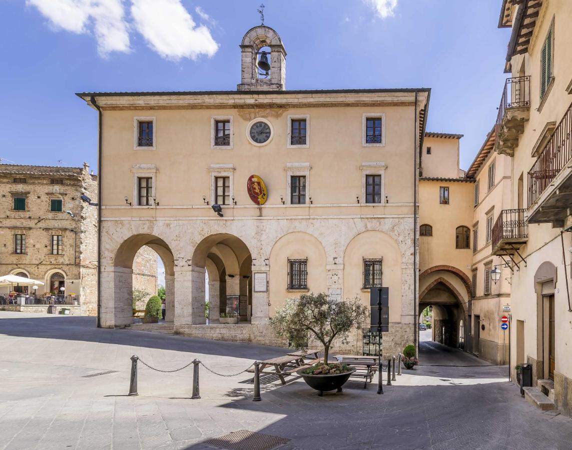 Palazzo Pio III - Residenza D'Epoca Bed & Breakfast Sarteano Ngoại thất bức ảnh