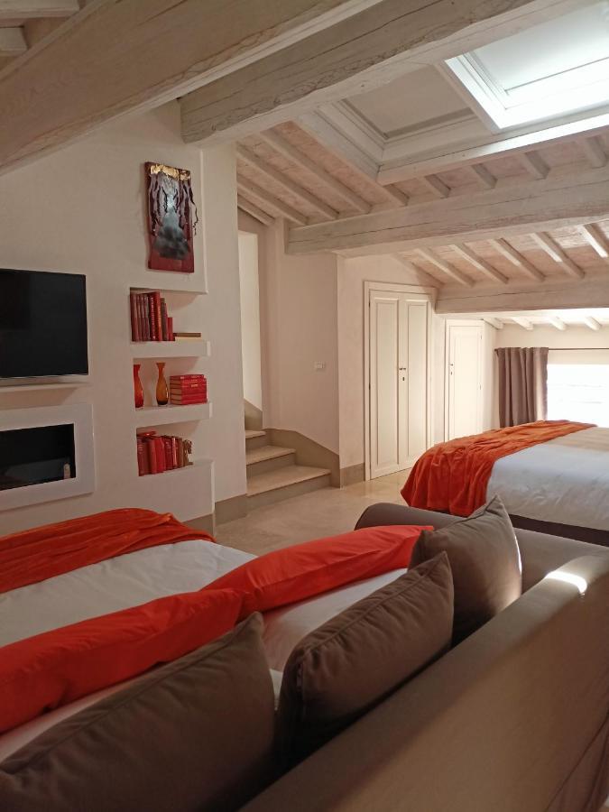Palazzo Pio III - Residenza D'Epoca Bed & Breakfast Sarteano Ngoại thất bức ảnh